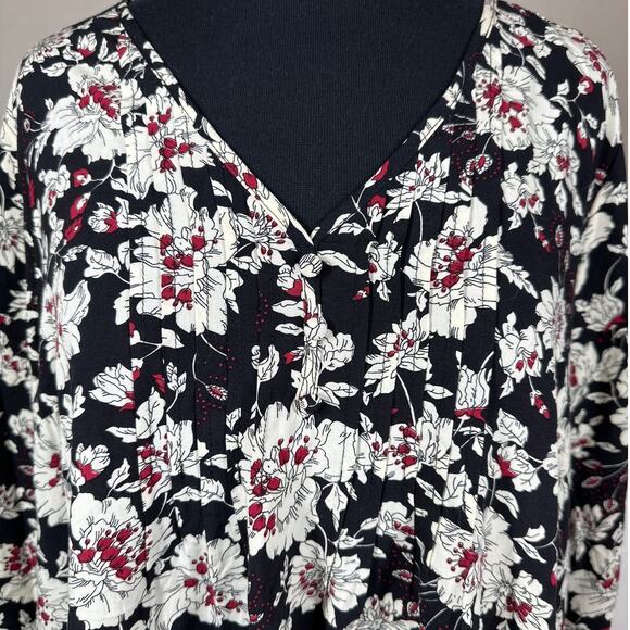 Fun 2 Fun Stitch Fix Floral Pintuck Pullover Blouse Top Black 2XL Office Casual - Picture 3 of 14